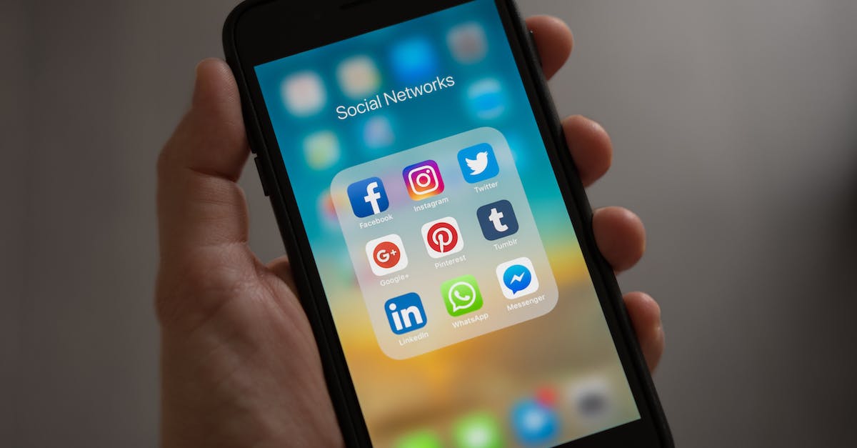 Agencia experta en gestionar crisis de reputación en redes sociales y Google en Guatemala