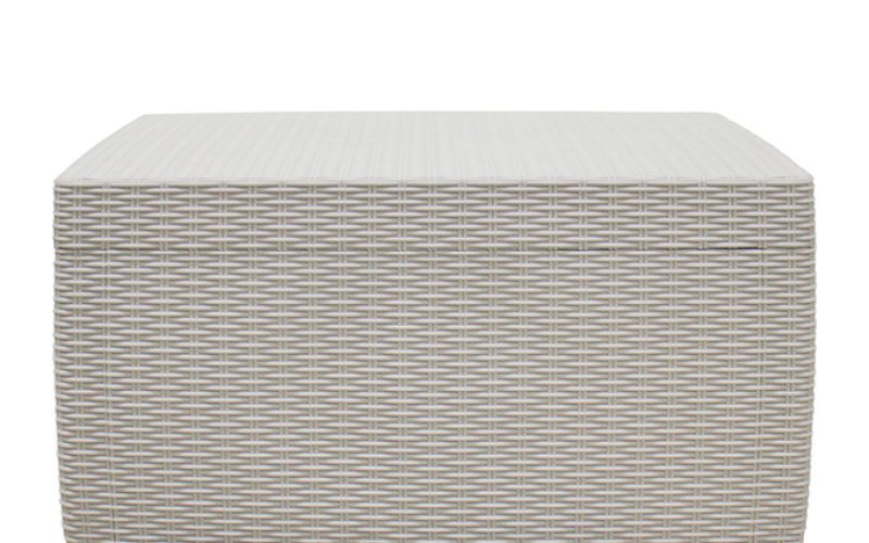 Muebles de plástico: opción práctica y económica para exteriores en Costa Rica