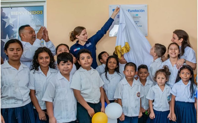 La Alianza por la Educación: compromiso de Ficohsa y USAID